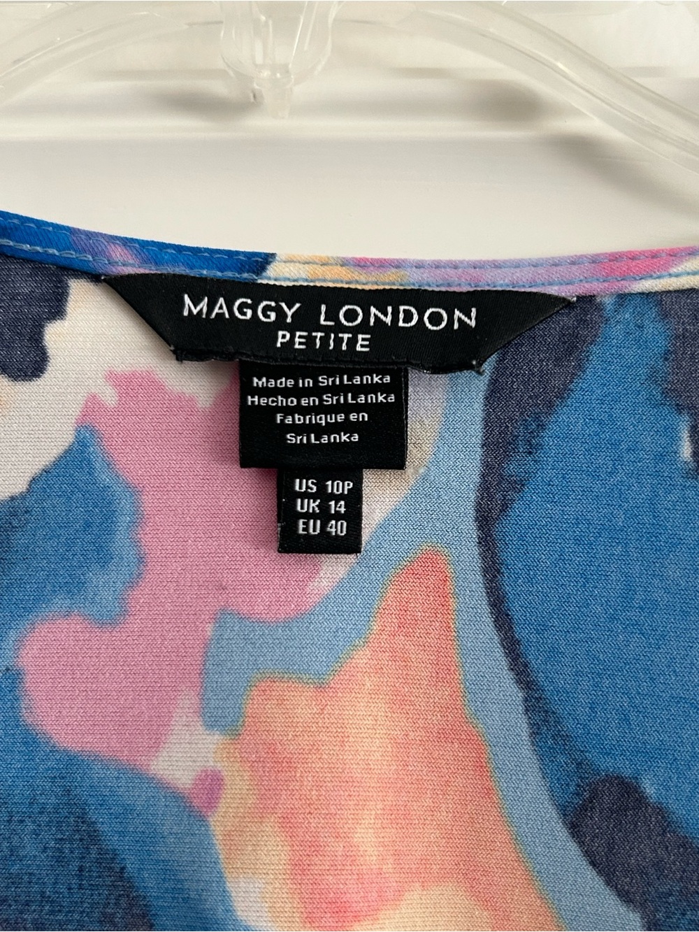 💕🦋🦋Maggie London Blue Floral Wrap-Style Dress💕🦋🦋 - Picture 6 of 6